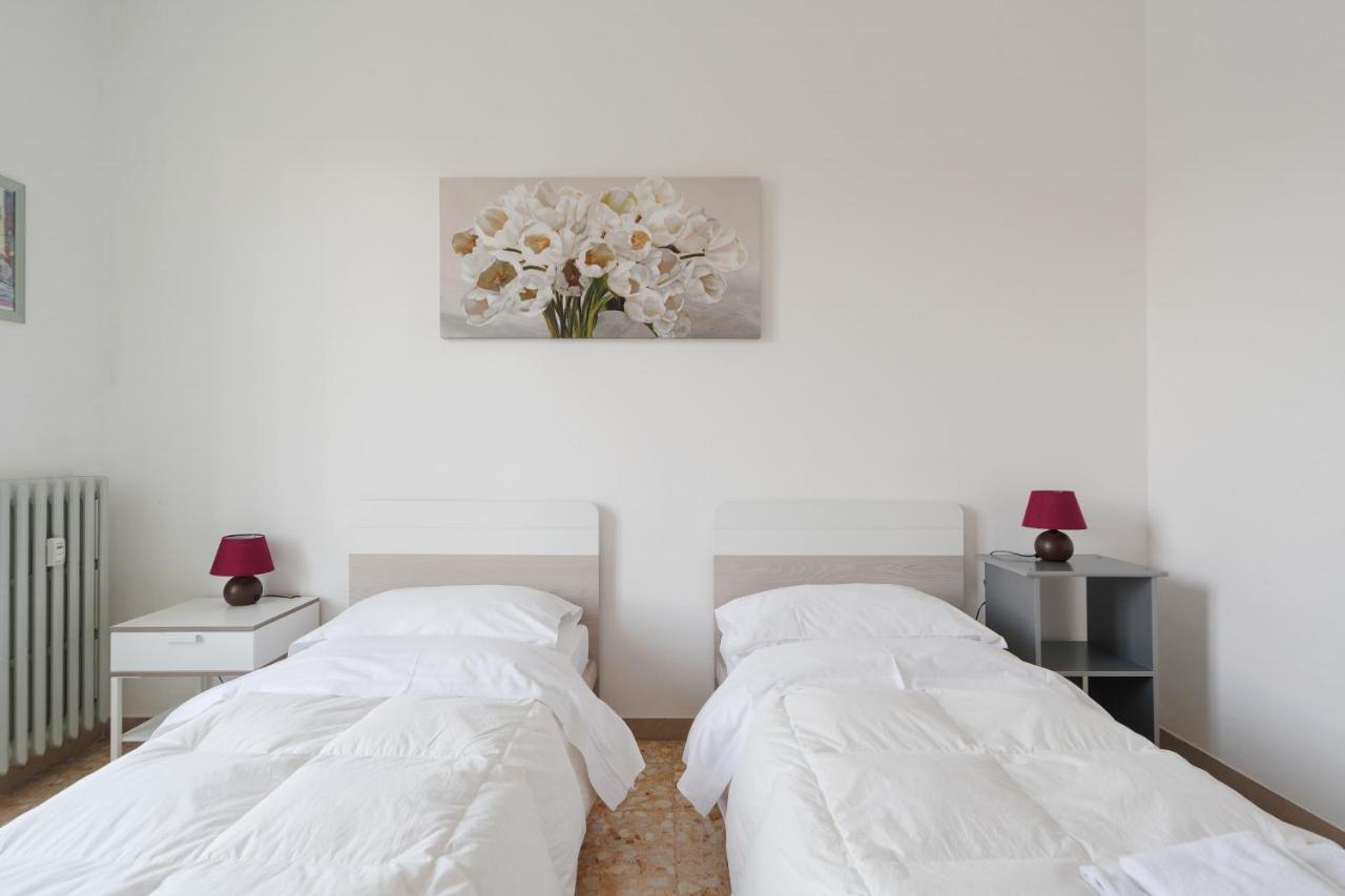 Bright&Cozy C5 Fiera Apartment 博洛尼亚 外观 照片
